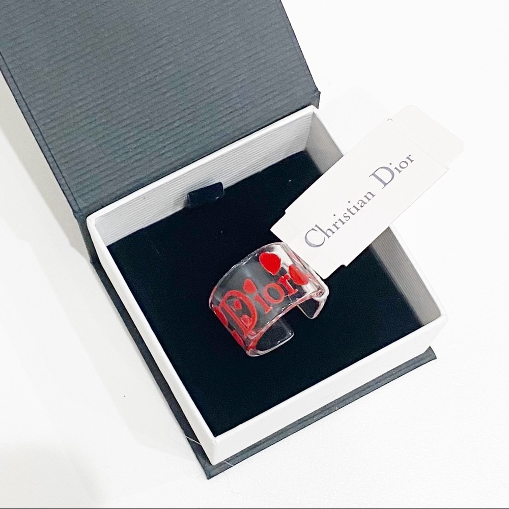 SOLD 🎉DIOR VINTAGE Lucite Ring Clear Red Hearts Acrylic w Tag Size 6 - Picture 3 of 11